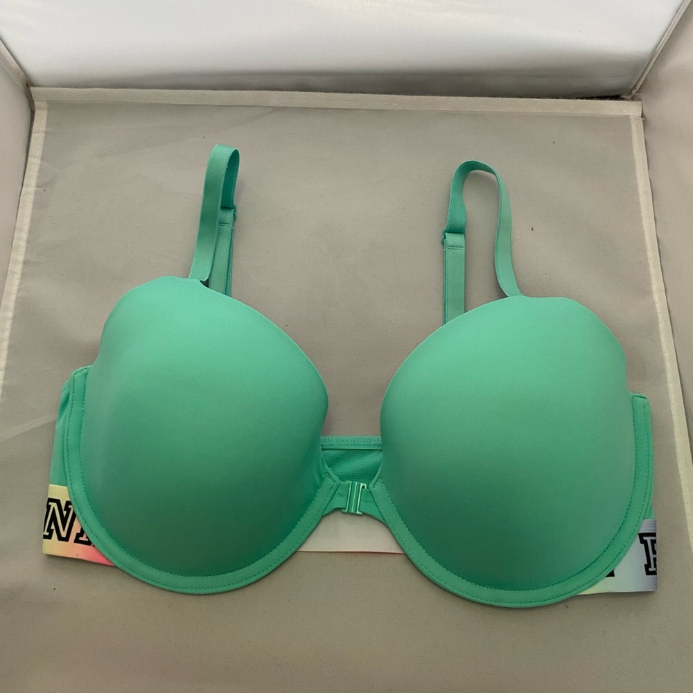 VS PINK Front Closure Tshirt Bra - 36D - NWOT
